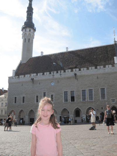 estonia-tallinn-girl in town hall square