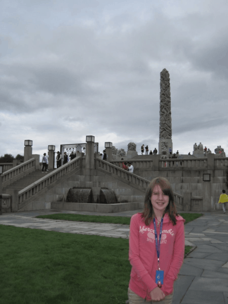 oslo-girl at vigeland park