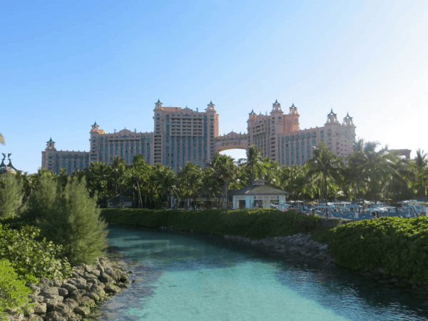 Bahamas-Atlantis-Royal Towers from beach