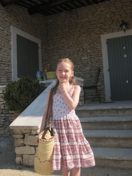 france-gordes-heading to market