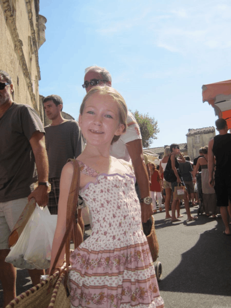 france-gordes-shopping at market