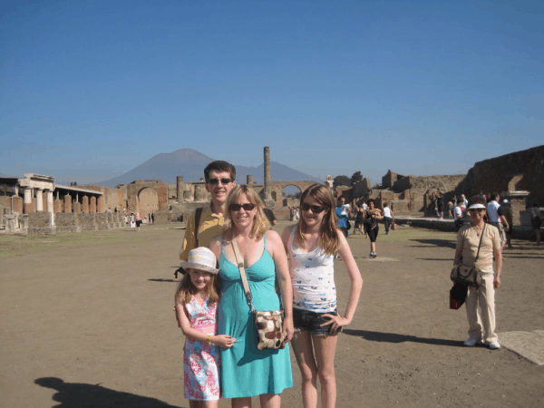 Italy-family in Pompeii