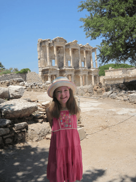 turkey-ephesus-young girl at Library of Celsus