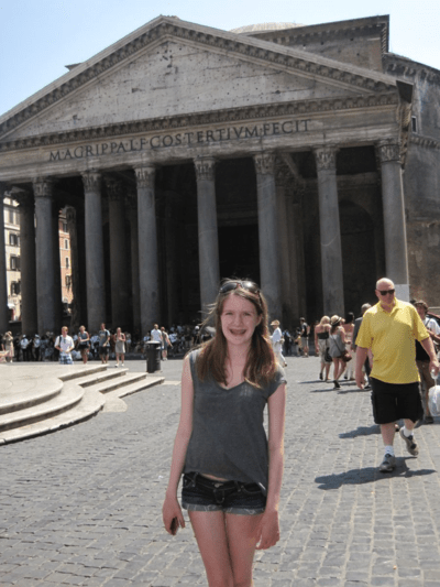 rome-outside pantheon