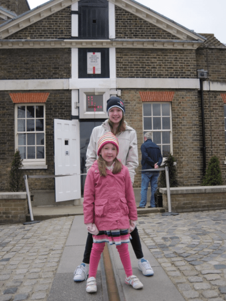 England-Greenwich-GMT clock