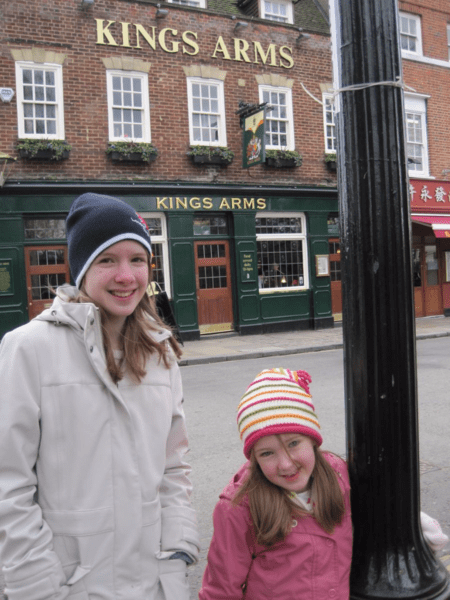 England-Greenwich-Outside Kings Arms