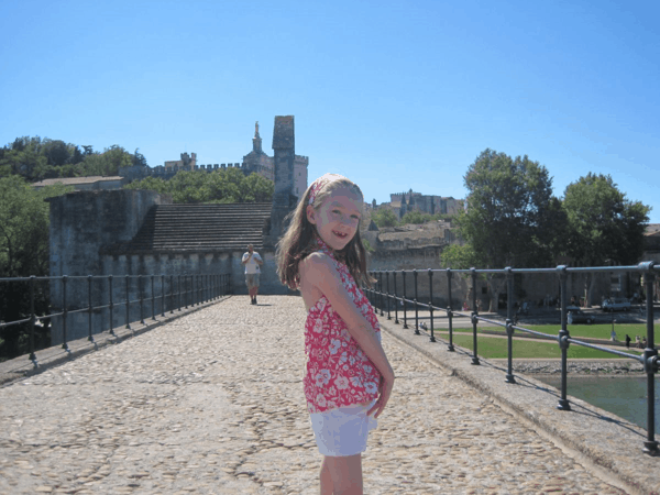 France-Avignon-on le pont d'Avignon