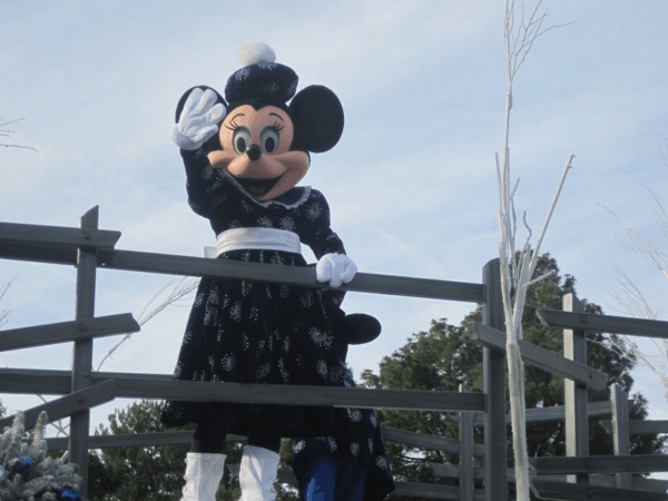 Disneyland Holiday Parade - Minnie