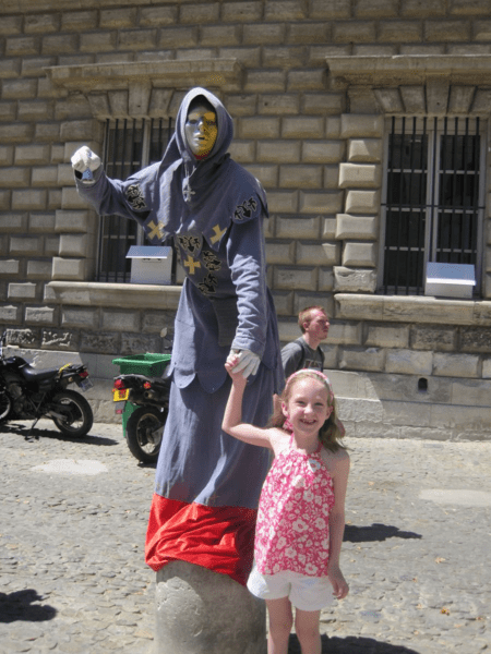 France-Avignon-Living Statue