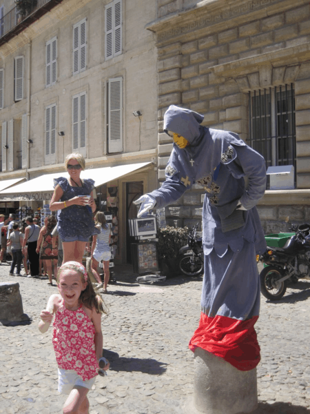 France-Avignon-Living Statue