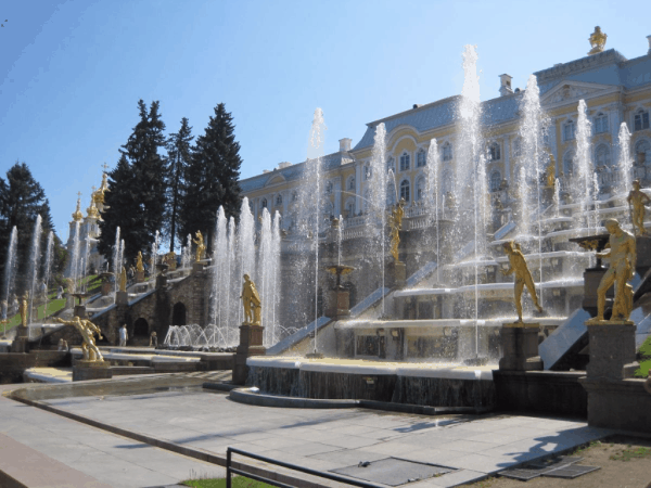 Russia-St. Petersburg-Peterhof Palace-Grand Cascade from Lower Gardens