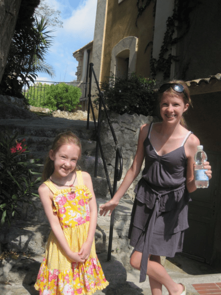 France-girls in Eze