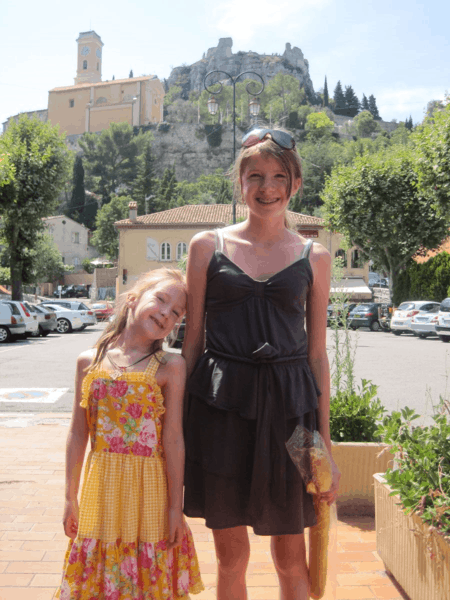 France-girls in Eze