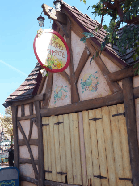 Disneyland Paris-L'Arbre Enchanté