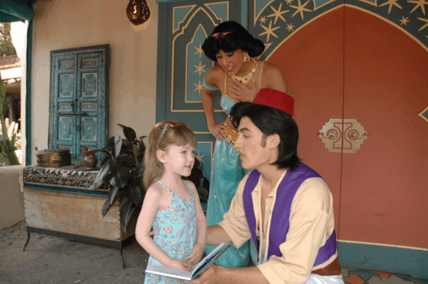 Disney World-meeting Aladdin and Jasmine