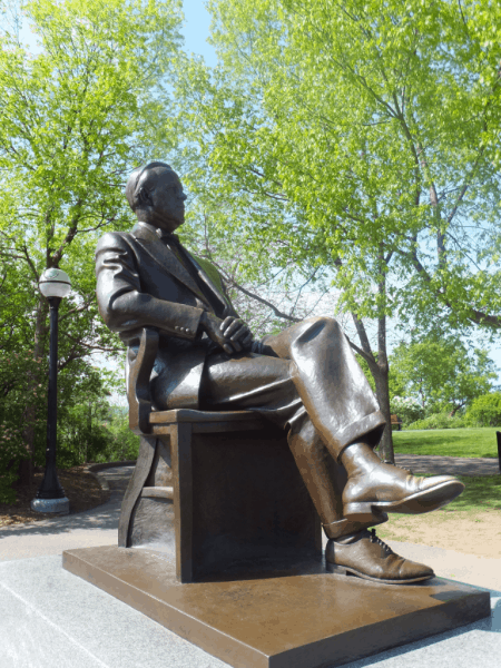 Ottawa-Parliament Hill-Statue of Lester B. Pearson