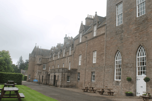 Scotland-Glamis Castle 