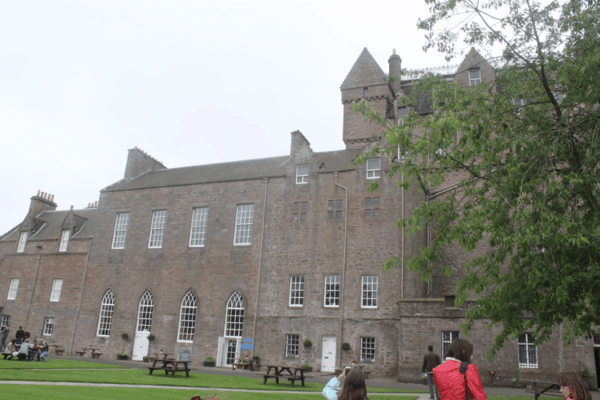 Scotland-Glamis Castle 