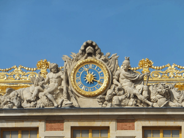 France-Chateau de Versailles clock