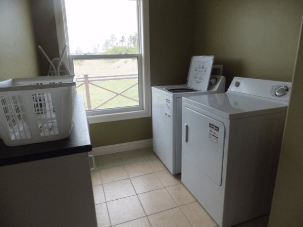 Newfoundland-Terra Nova Resort Laundry Room