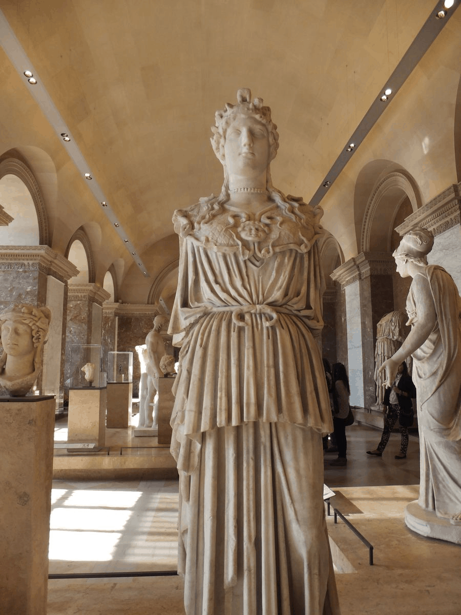Visiting the louvre with kids gone with the family