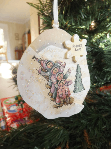 Christmas ornament-Alaska - children sledding