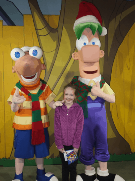 Disney-Hollywood Studios-with Phineas and Ferb