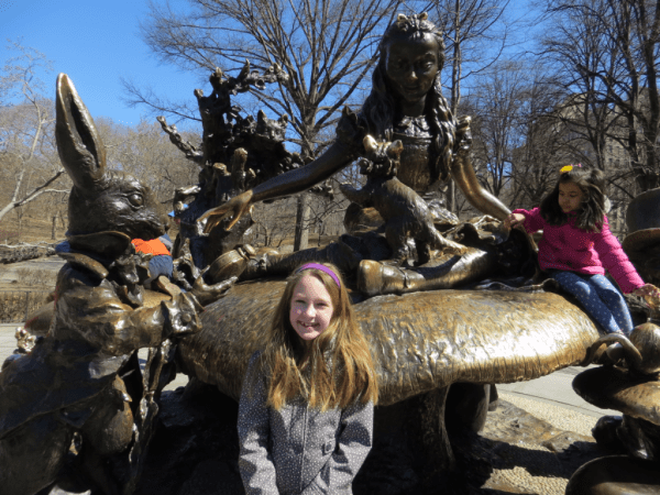 New York City-Central Park-Alice in Wonderland statue