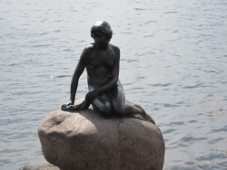 Denmark-Copenhagen-Little Mermaid