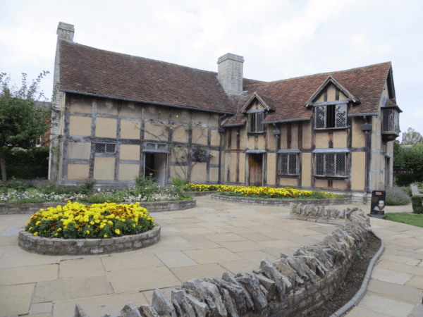 Stratford-upon-Avon - Shakespeare's Birthplace from the Garden