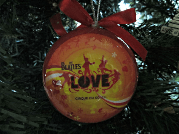 Beatles-Love-Las-Vegas-Christmas-ornament