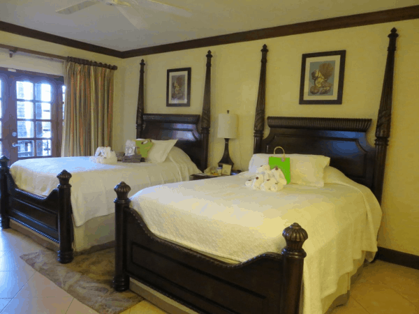 Beaches-Negril-Double-Bed-Room