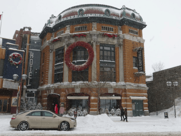 Quebec-Le Capitole-winter