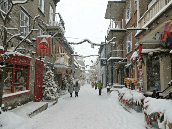 Quebec-Rue Petit Champlain-winter-2-ed