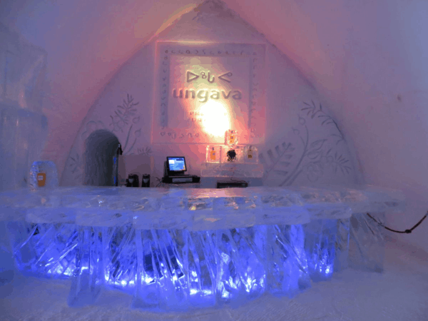 Quebec-Ice Hotel-Ungava-Ice Bar