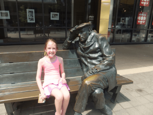 Toronto-Glenn Gould Bench Sculpture