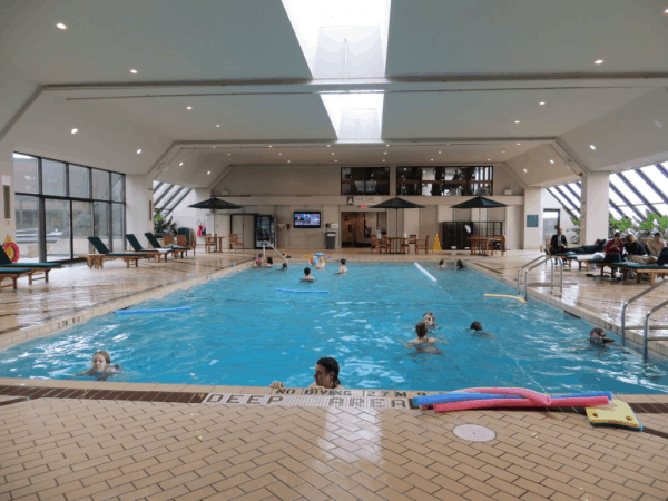 Toronto-Westin Harbour Castle-indoor pool