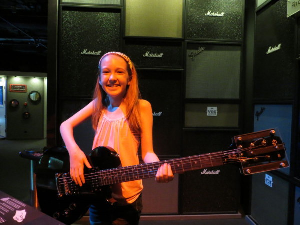 Ontario science centre-science of rock n roll-electric guitar