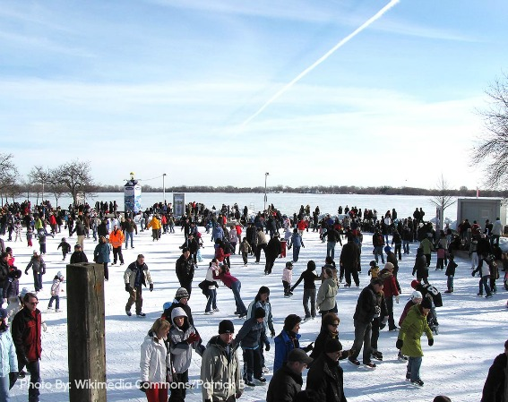 Toronto-Holidays-Harbourfront-Rink-Skating