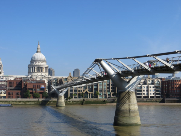 London Millennium Bridge London Millennium Bridge