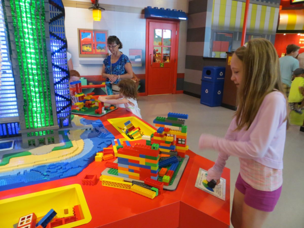 Earthquake Centre at LEGOLAND Discovery Centre Toronto