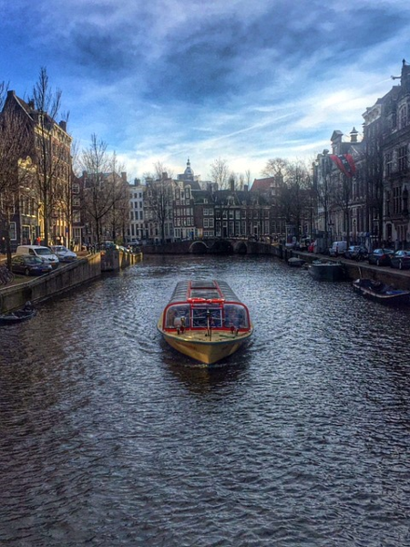 netherlands-amsterdam-canals-boat