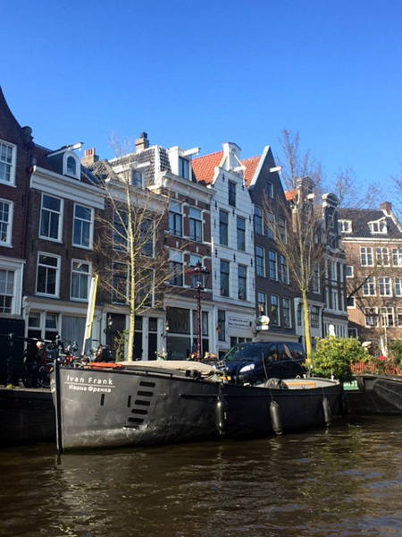 netherlands-amsterdam-canal houses-boat