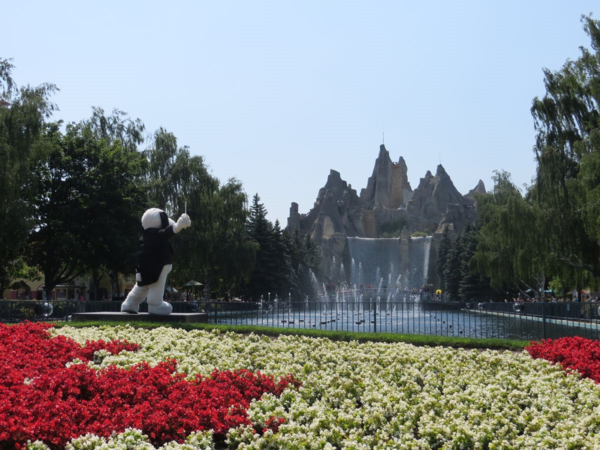 Canada's wonderland-snoopy's symphony of water