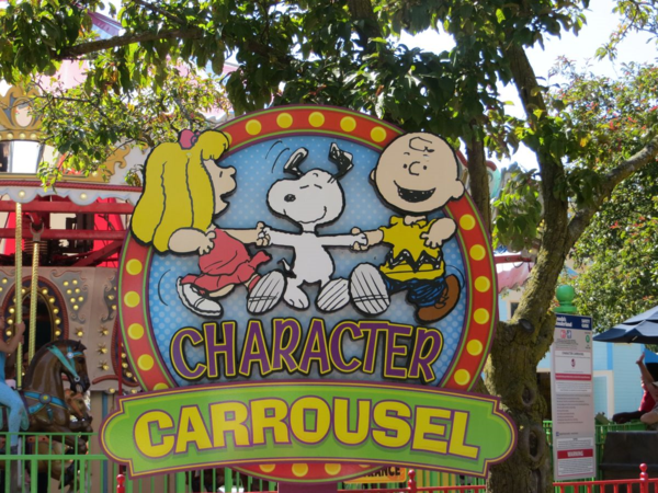 Canada's wonderland-planet snoopy-character carrousel