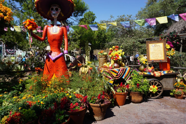 Disneyland-frontierland-dia de los muertos Disneyland-frontierland-dia de los muertos