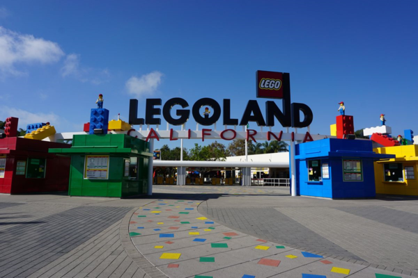 Legoland california-entrance