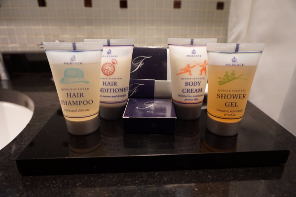 Ireland-fitzwilliam hotel dublin-bath amenities Ireland-fitzwilliam hotel dublin-bath amenities