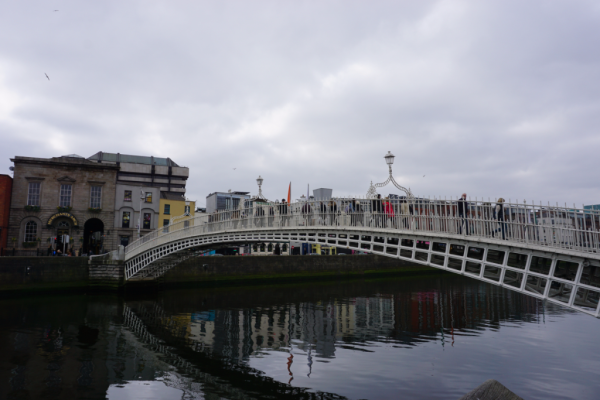 Ireland-dublin-ha'penny bridge