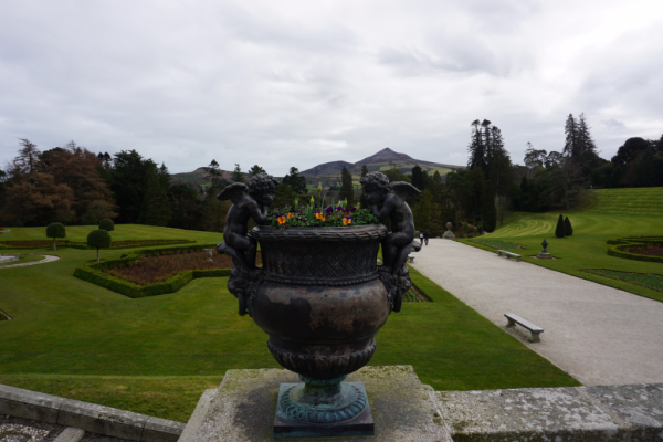 Ireland-powerscourt gardens-italian garden urn